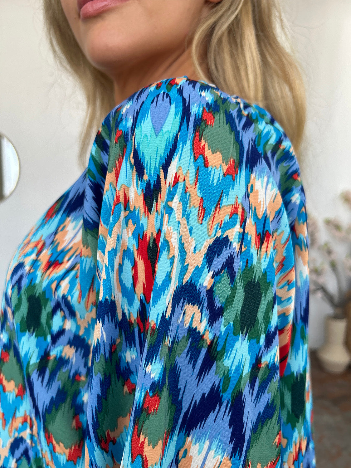 Printed Balloon Sleeve Blouse